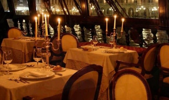boat dinner venice VivoVenetia 