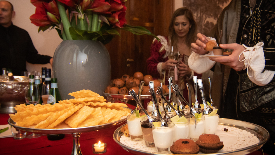 Венецианский бал маскарад. Десерт