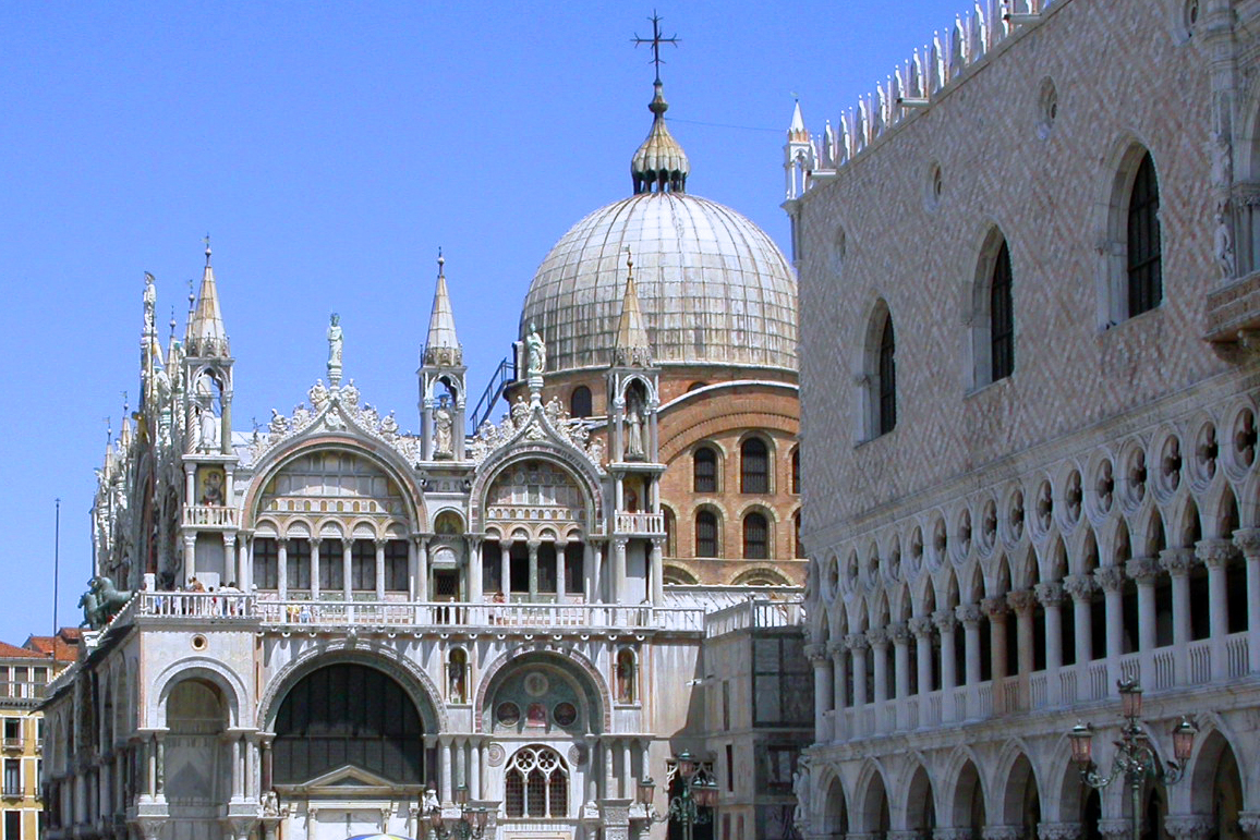 Собор Сан Марко, Дворец Дожей