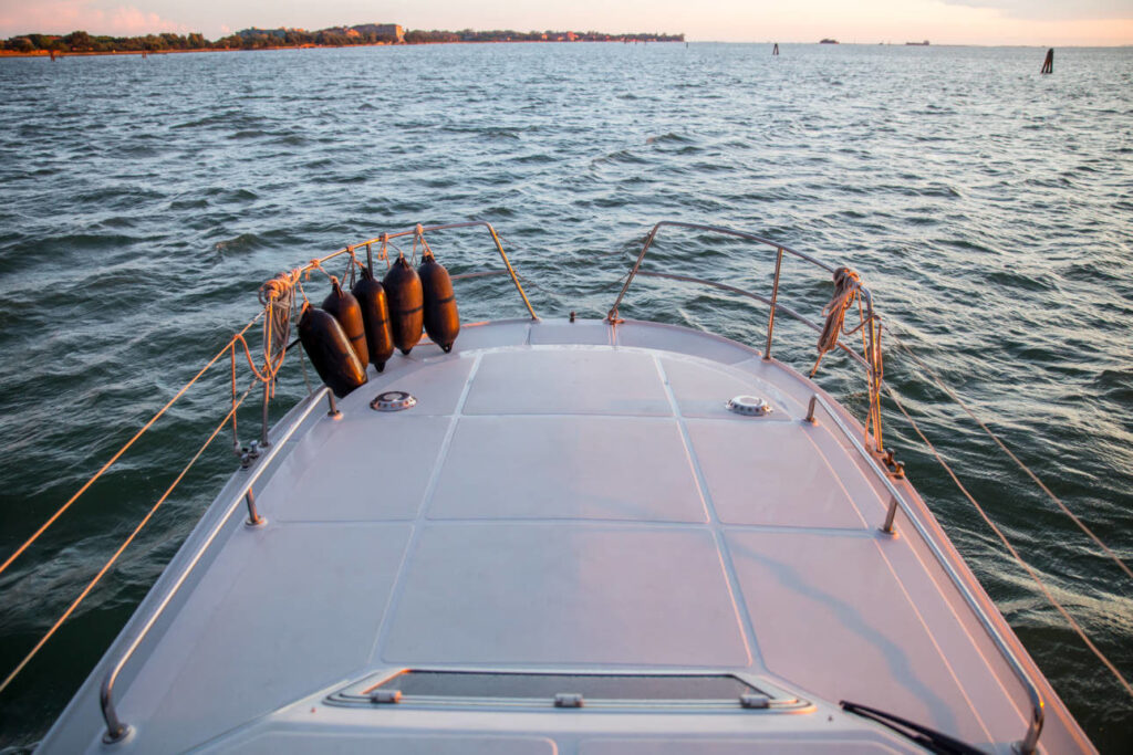 Venice houseboat. Корма. Аренда на отпуск в Венеции