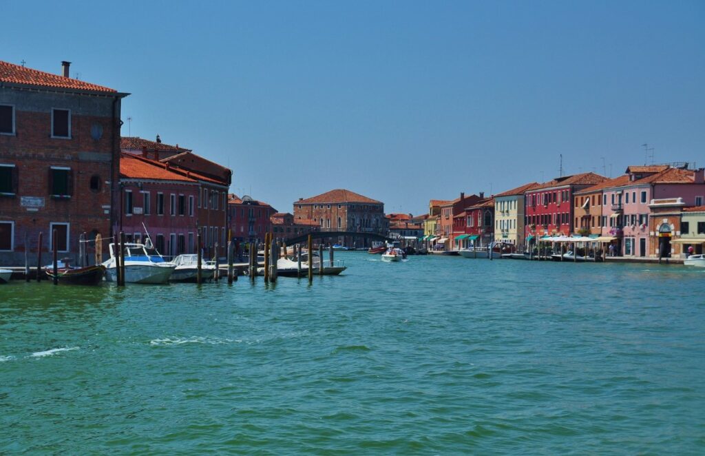 Трансфер на водном такси из аэропорта Венеции в Мурано