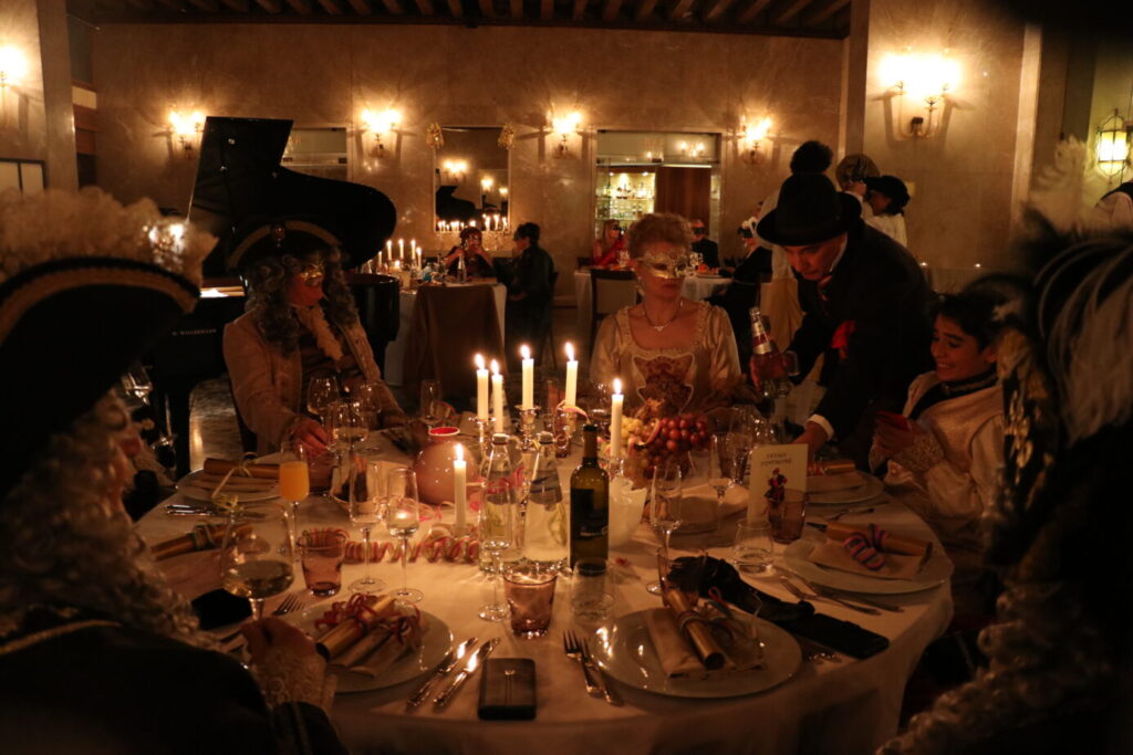 Бал маскарад Венеция hotel Gabrielli starhotels