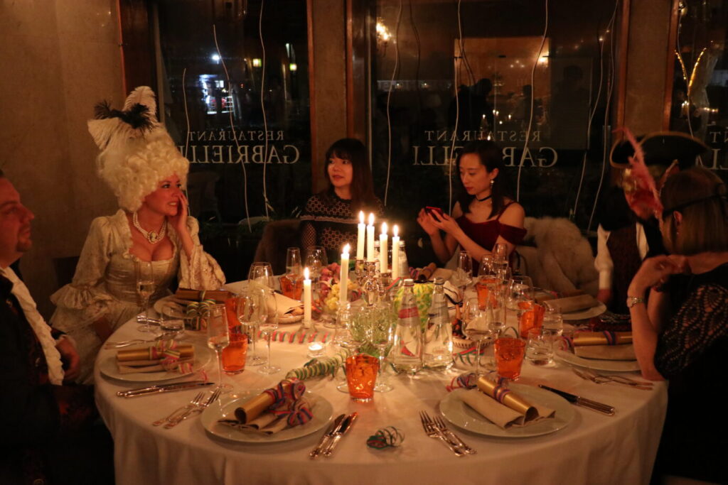 Бал маскарад Венеция ужин hotel Gabrielli