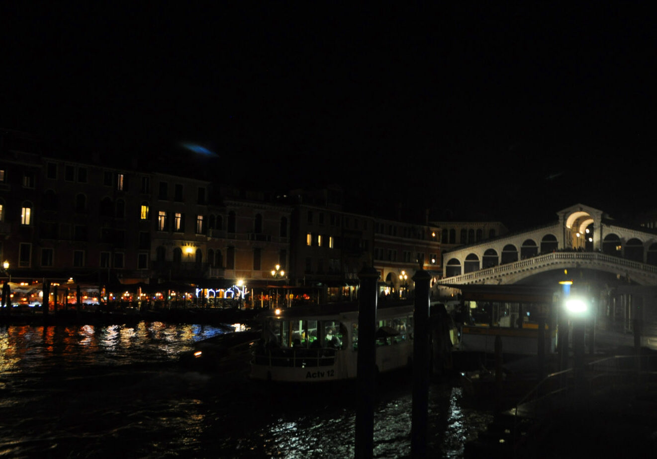 Как добраться из Венеции в аэропорт Марко Поло ночью. транспорт