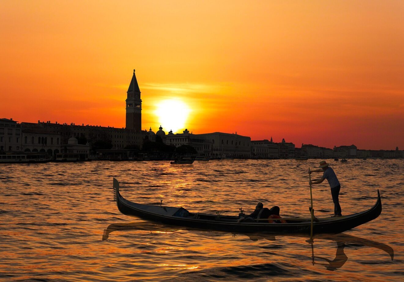 Redentore Venezia. Гондола на вечер