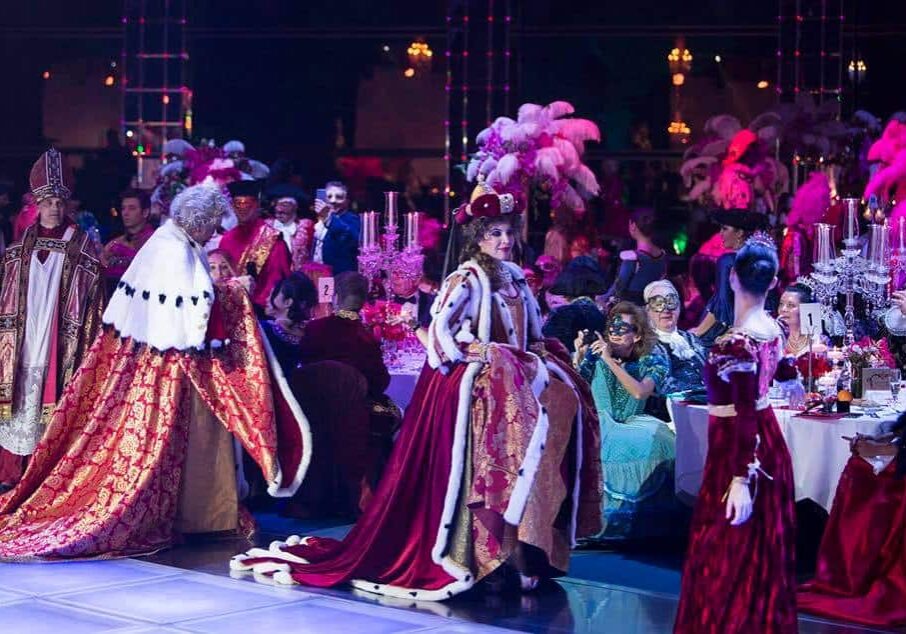 Бал в Венеции. Гости праздника