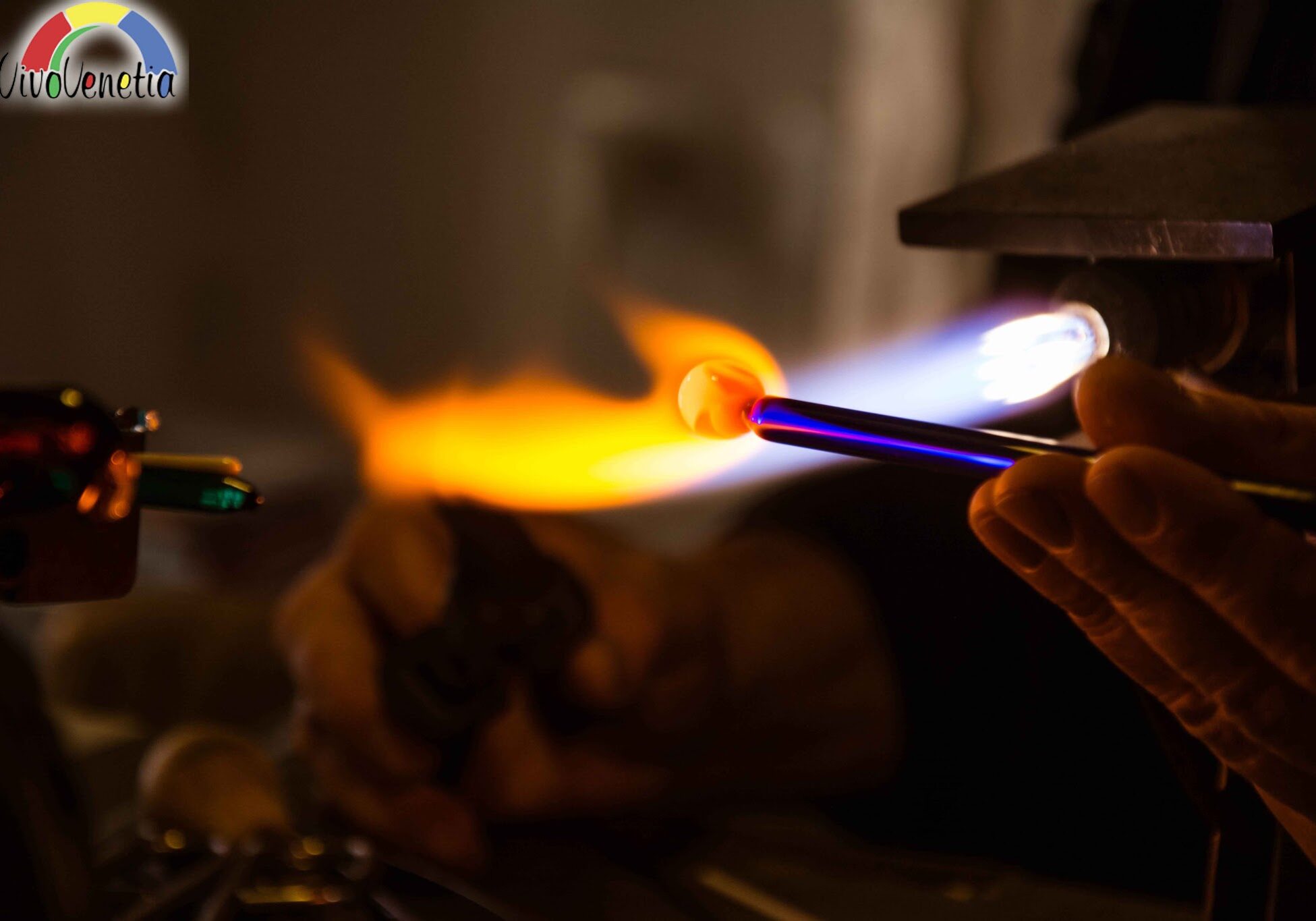 Как делает муранское стекло мастер