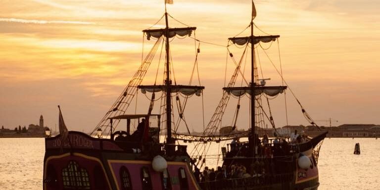 Вечер ужин на галеоне. Венеция